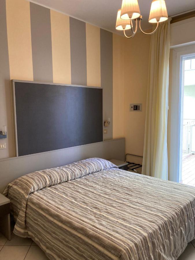 Hotel Abel & Residence Cesenatico Luaran gambar
