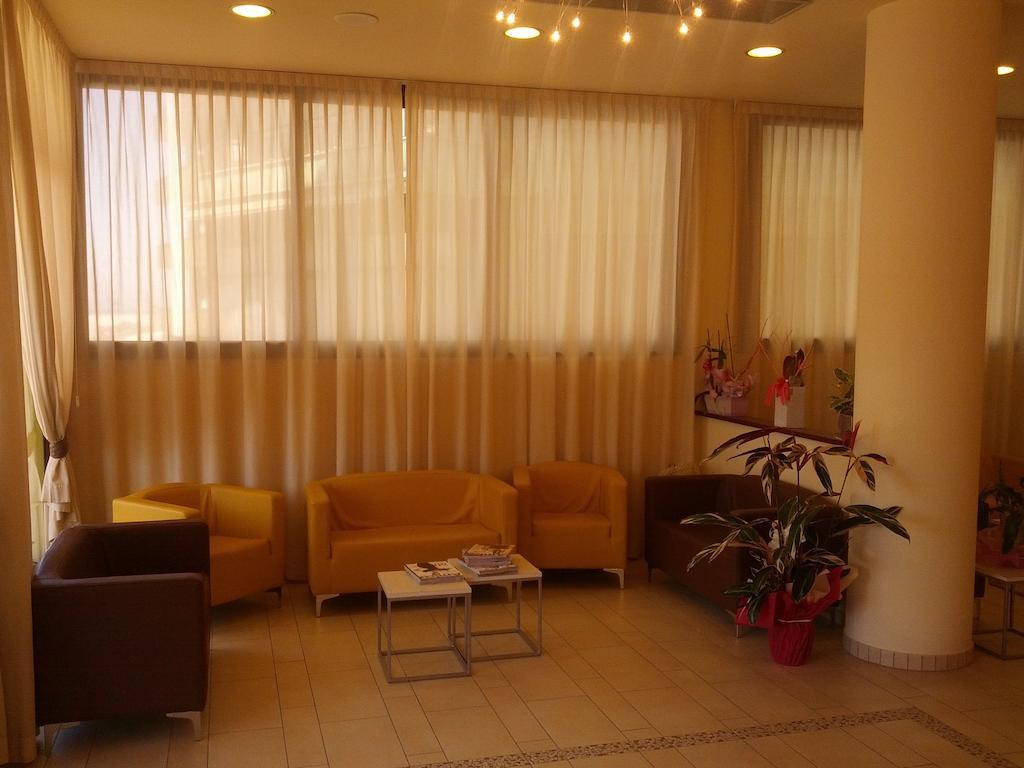 Hotel Abel & Residence Cesenatico Luaran gambar